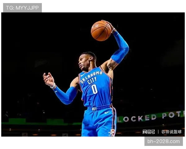 威少又双叒叕穿荧光色出街了，这衣柜是拿彩虹调的？