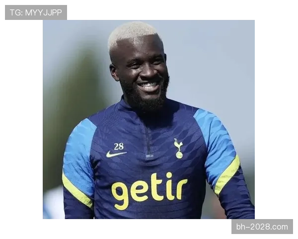 恩东贝莱的控球与推进能力：中场持球推进的效率与局限